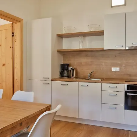 Apartment Kovarna
