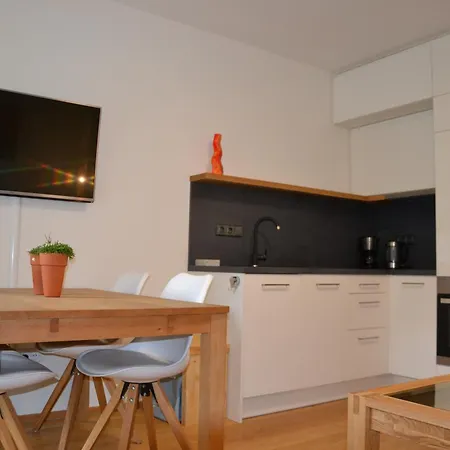 Apartament Kovarna *