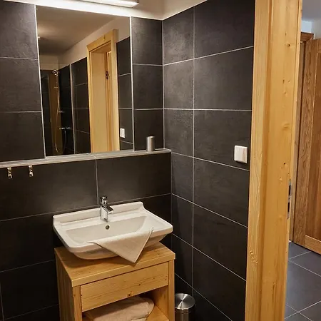 Apartment Kovarna *